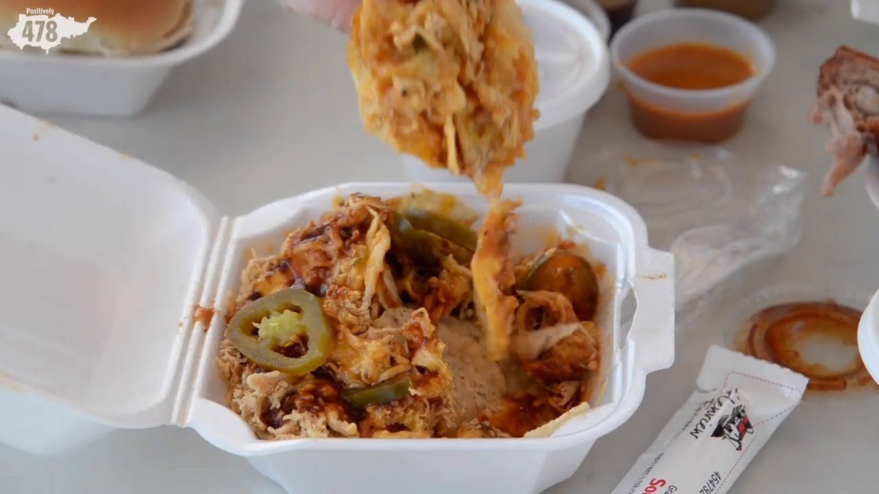 #FoodieFriday visits Holy Smokes BBQ Food Truck in Dublin - YouTube