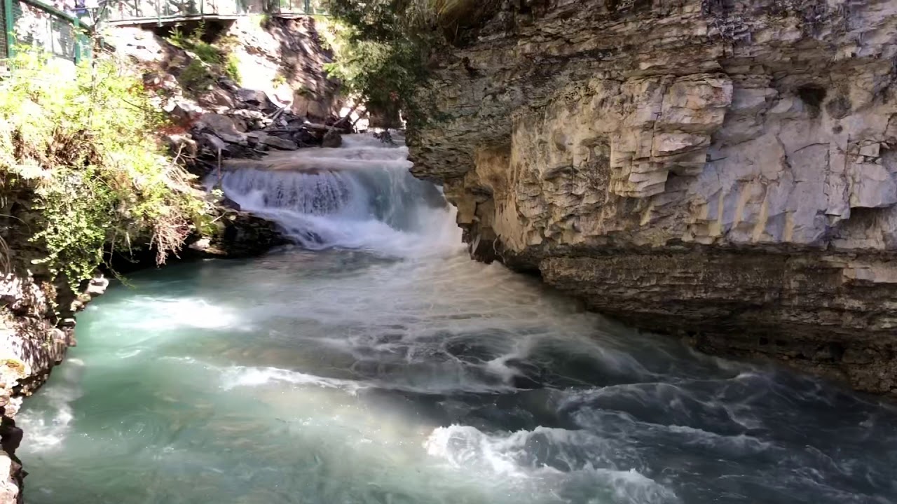 [HD] Johnston Canyon and Ink Pots