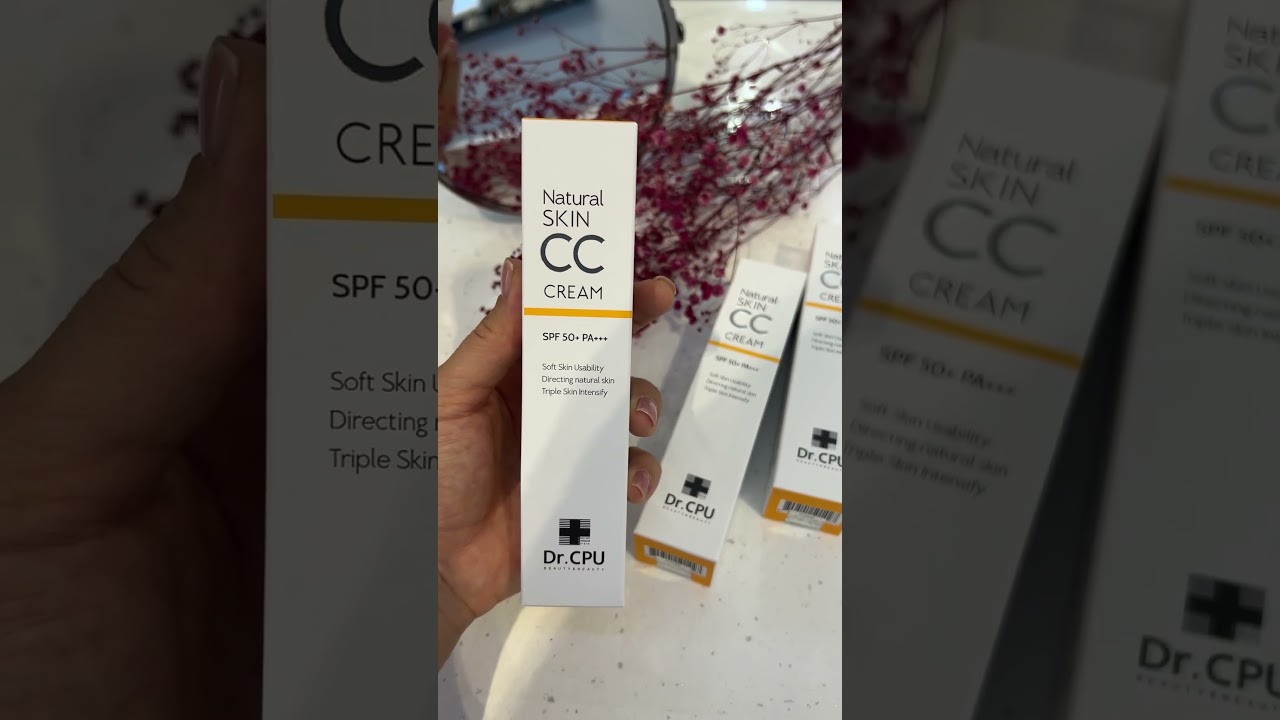 Тональный СС крем с эффектом фотошопа настоящая любовь девушек, подстраивается под любой тон.