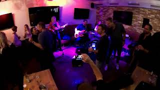 Download Lagu Teneja´s Delight- Beds are burning (Cover) MP3