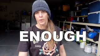 Download Lagu SHE'S HAD ENOUGH MP3