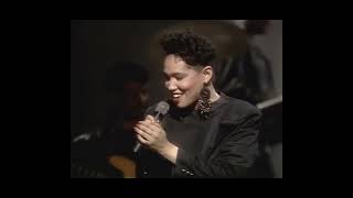 It's Showtime at the Apollo - Skyy " Real Love" (1988)