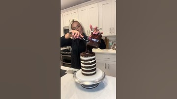 Part 1: Cake Decorating process  Trimming - Filling - Crumb Coat #cake #shorts #shortvideo #fyp