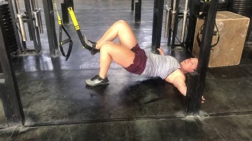 TRX eccentric hamstring curl single leg