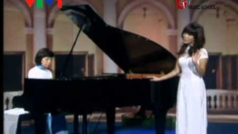 ME - Nhac.Phan Long-Lời. Đoàn Ngọc Thu-Piano.Minh Thiện-Biểu Diễn.Diệu Hiền.mpg