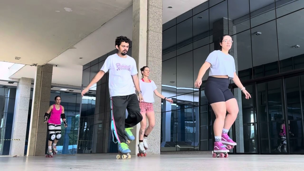 Aula de #RollerDance - Intermediários / Brasília