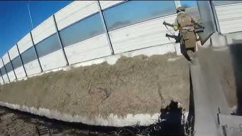 Ukrainian Soldier Shoots at T-72 with RPG-26