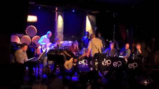 Ed Palermo Big Band "Regyptian Strut"