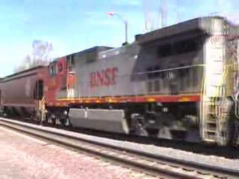 BNSF Grain Train With 110 Cars Meets A BNSF Container Train With 126 Cars At The Beaver Street Grade Crossing In Flagstaff, Arizona On The Seligman Subdivision On March 19th 2008 At 10:25AM. Thanks For Watching And Enjoy!