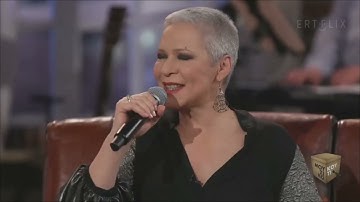 Thumbnail of Να βάλω τα μεταξωτά | Η Μελίνα Κανά στο Μουσικό Κουτί