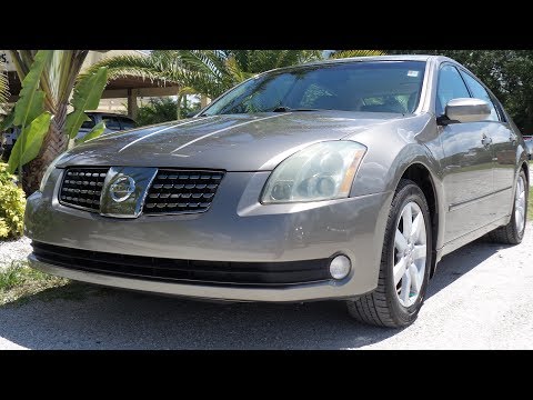 Vidéo: Combien de courroies possède une Nissan Maxima 2005 ?