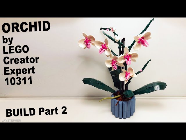 I finished my Lego Orchid Xmas present! Ta-daaaa! I think it