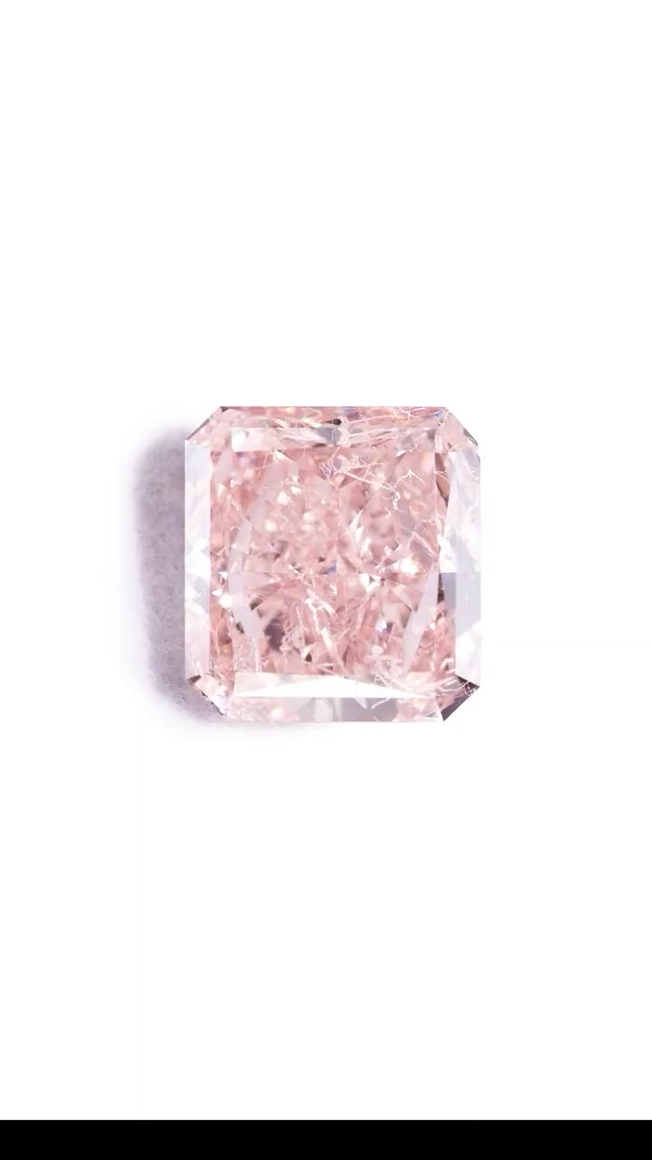 Mrs.Gem TALK The Story of Pink Diamond 【幻の7.20ct】科学も解明