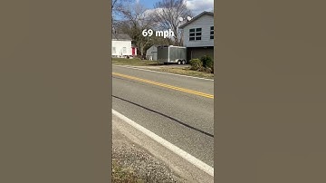 Traxxas Rustler 4x4 Vxl top speed run