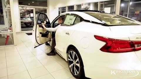 Take a Video Tour of the 2017 Nissan Maxima