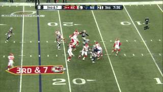 Alex Smith Avoids 3 Sacks To Find Avant For 26 Yards vs Patriots (NFL Divisional Playoffs 2016)