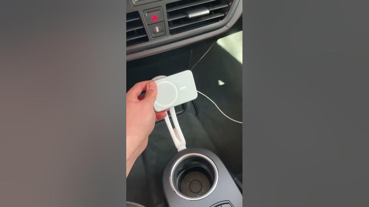 BMW i3 iPhone accessory for MagSafe mount - LAVA LABS