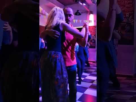 Viernes de la Mor (La mordidita Tango)