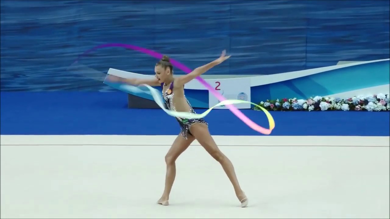 新体操 海外選手5名のリボンの演技 Gymnastics Ribbon Woman Youtube