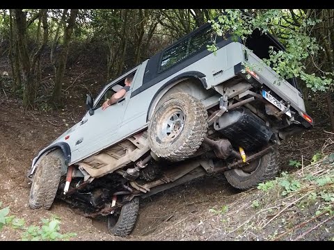 SUZUKI SAMURAI VS SJ410 VS JIMNY OFF ROAD EXTREME