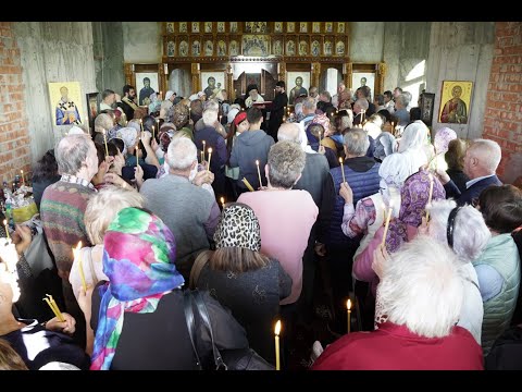 Liturghie arhierească la Catedrala arhiepiscopală şi binecuvântare pentru slujire la o nouă biserică