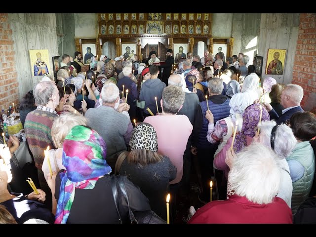 Liturghie arhierească la Catedrala arhiepiscopală şi binecuvântare pentru slujire la o nouă biserică