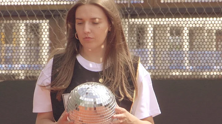 Sarah Carton - Lemon (Official Video)
