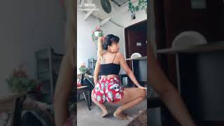 Goyang Tiktok Paling Bar Bar
