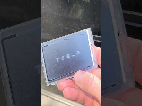 How To Lock/Unlock Your Tesla Model Y With Key Card!