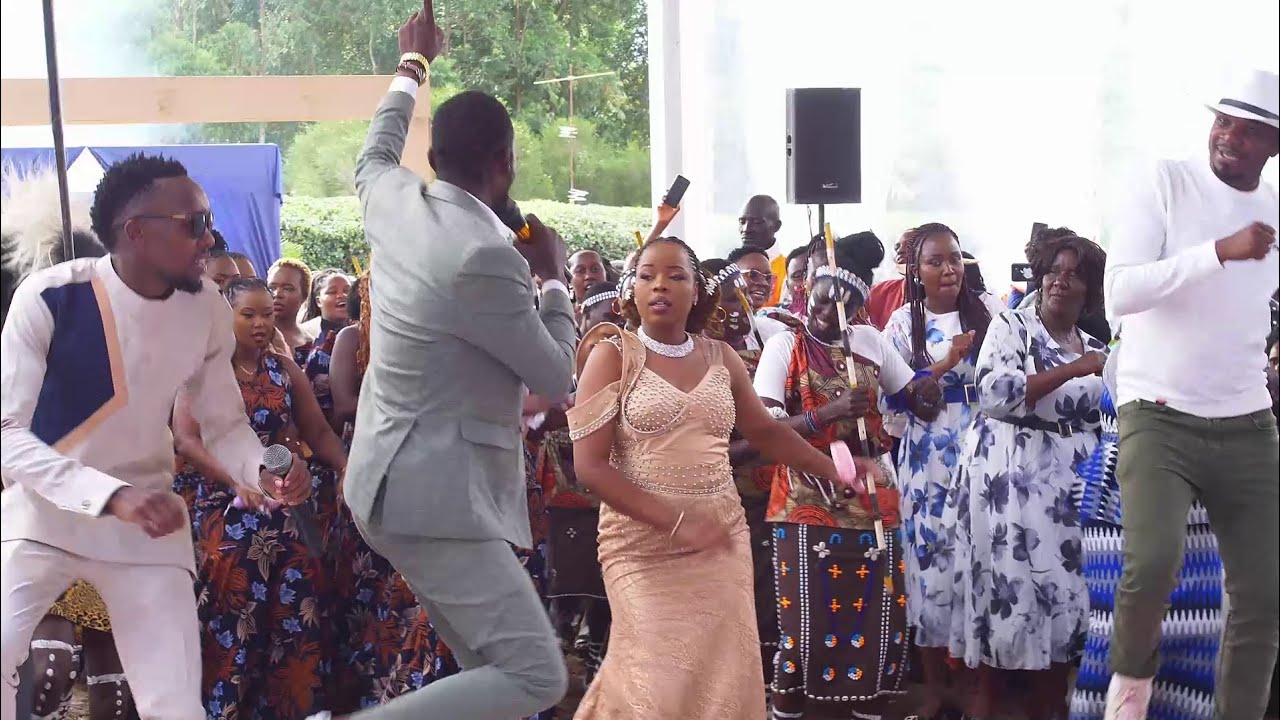 JOSE JOSE LIVE PERFORMANCE DURING LIZZY & EVANS (BROBOX) KALENJIN KOITO ENGAGEMENT