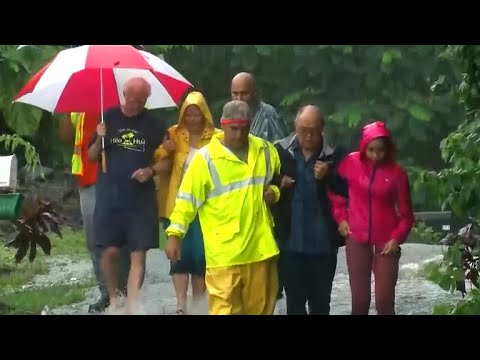 Hurricane Lane weakens to tropical storm but remains a threat