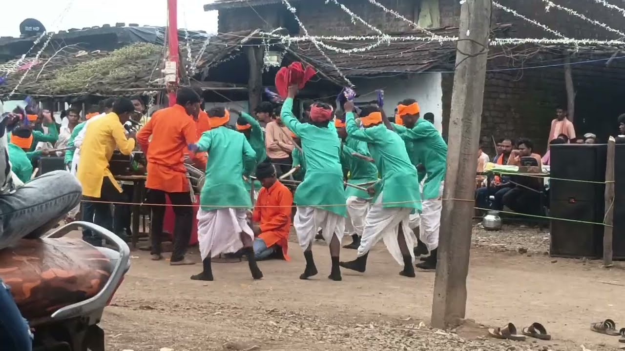 कार्यक्रम धमाकेदार डंडा प्रतियोगिता जिला खंडवा रोशनी की तरफ से किया गया 