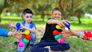 باهر و رزوقي يلعبون بالبالونات المائية !!! #ألعاب​  #أطفال​ #بيبي​ #بنات​ #اغاني​ #للأطفال​