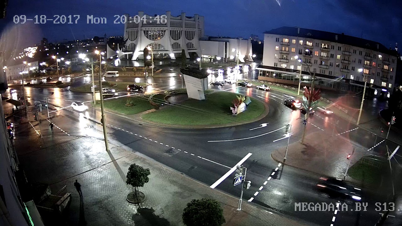 Hiwatch DS-I200 2.8mm 2017-09-18-20-04-34 - YouTube