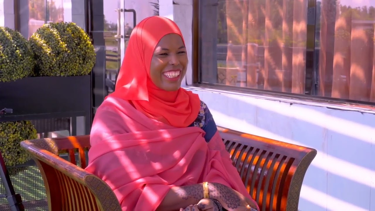 kaligay ayaan fooshay bilaa xanuuna waan dhalay. Waraysi 2