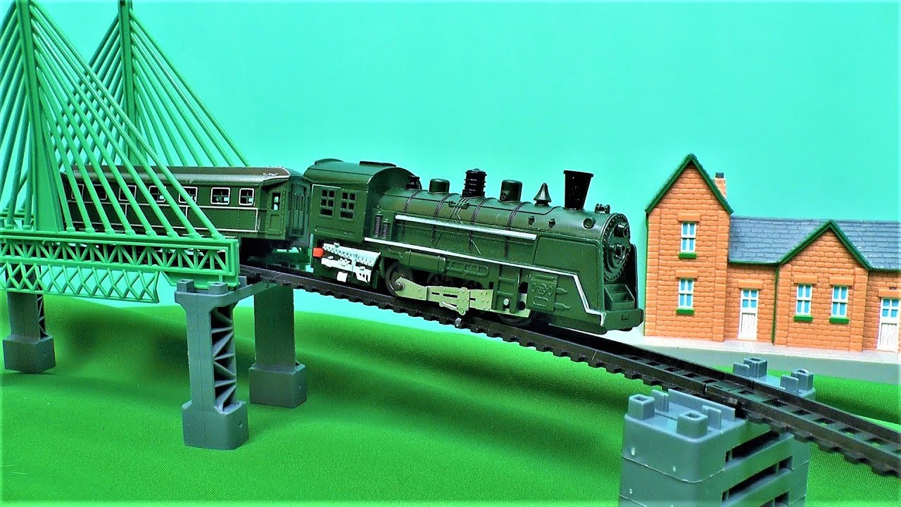 Поезд и железная дорога - игрушки для мальчиков - видео про поезда для детей