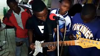 KISANZA MWEENE PERFORMANING KIIO KYA MASHAMBIKI BY KATIVUI