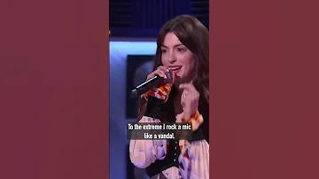 Anne Hathaway's AMAZING Remix With Kelly!