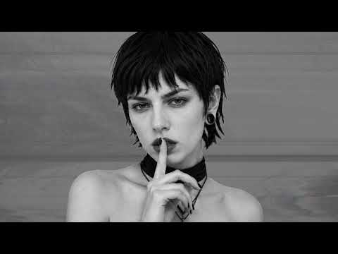 Nina Gallow – SCHWEIGEN | Darkwave / Post-Punk / Coldwave