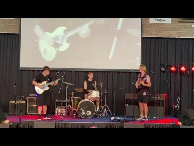 Northern Virginia High School Wins Metallica's Marching Band
