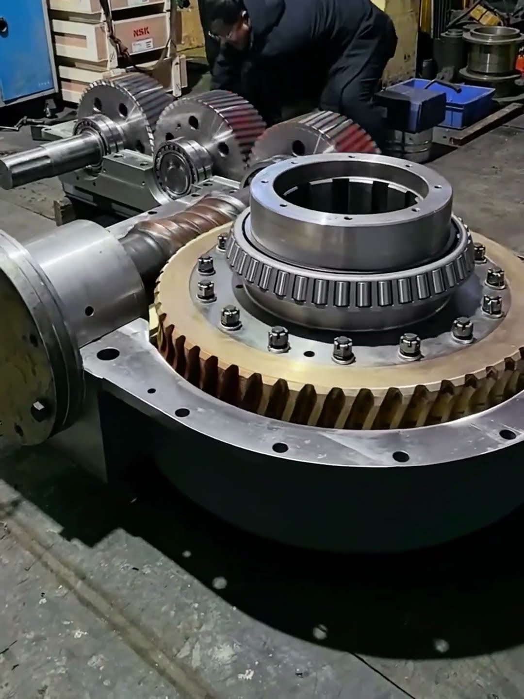 Manual detection of gear process- Good tools and machinery make work easy