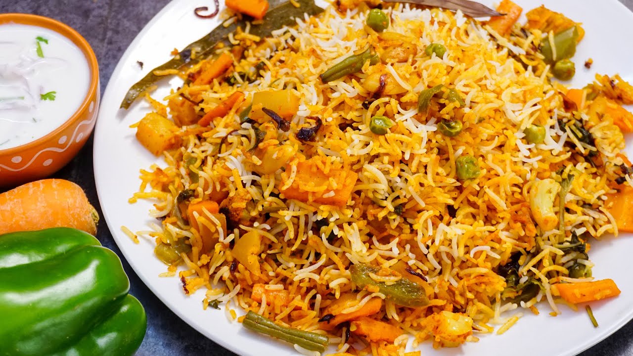 వెజ్ దమ్ బిర్యానీ | Veg Dum Biryani Recipe in Telugu | Hyderabadi Vegetable Dum Biryani | Hyderabadi Ruchulu