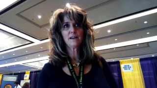 Librarian Reviews HoverCam Solo 8