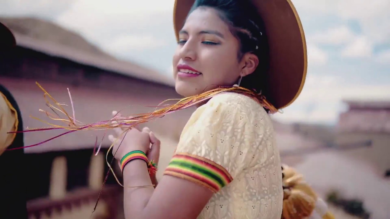 boliviano campeonato SACHA Bolivia - Cholita Uncieñita (Salay)