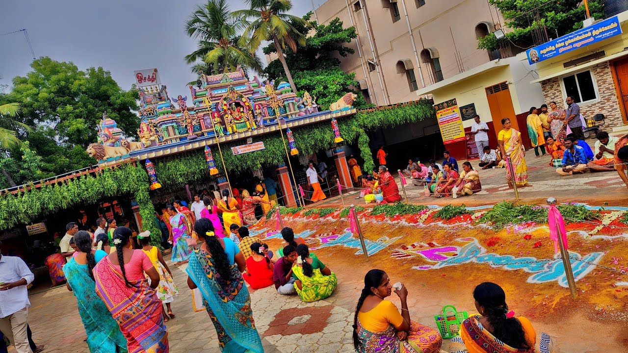 திருவிளக்கு திருக்கோலம் ஆடி இரண்டாம் வெள்ளிக்கிழமை திருச்செங்கோடு சின்ன ஓங்காளியம்மன் திருக்கோயில்