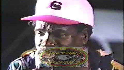 SHOW SOME RESPECT TO JOHNNY OSBOURNE.. REAL FOUNDATION REGGAE ARTIST!