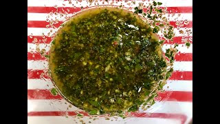 Chimichurri típico argentino