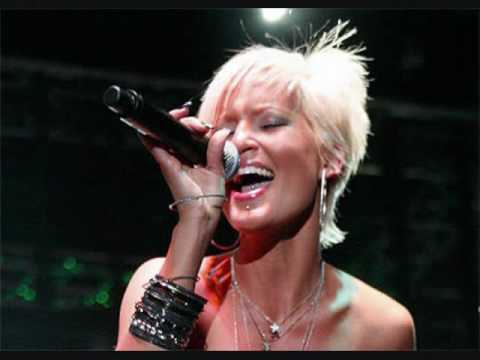 Tami chynn  killer love song