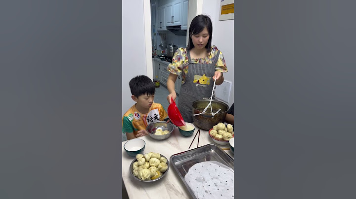 I had to let a few old watches stay for a few days. I ate so many steamed buns in one meal that I d