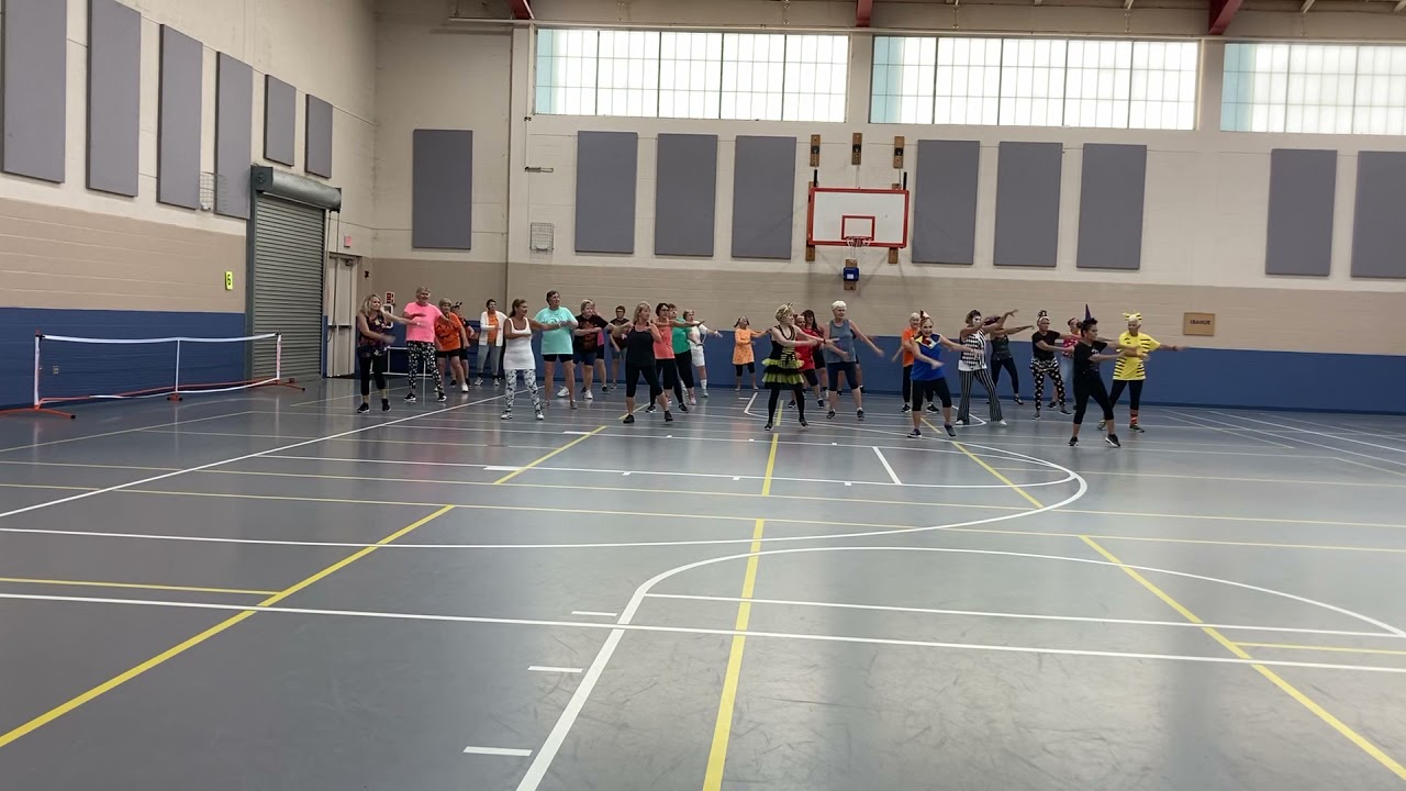 Boogie Chair by Laurentz performing Thriller by Michael Jackson. YouTube